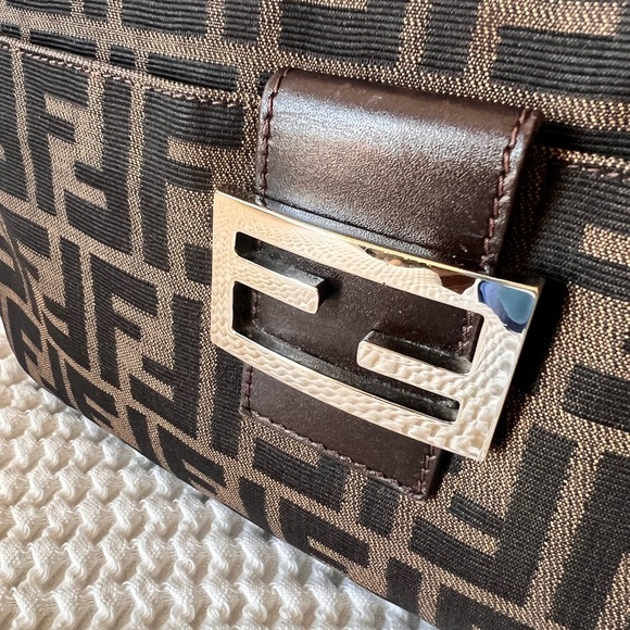 Fendi Zucca Baguette - Picture 8 of 16